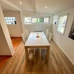 Port, : Nid Cosy A Fréjus