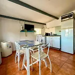 Port, : Nid Cosy A Fréjus