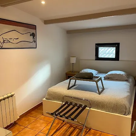Port, : Nid Cosy A * Fréjus